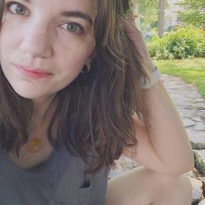 Meet your Posher, Christina